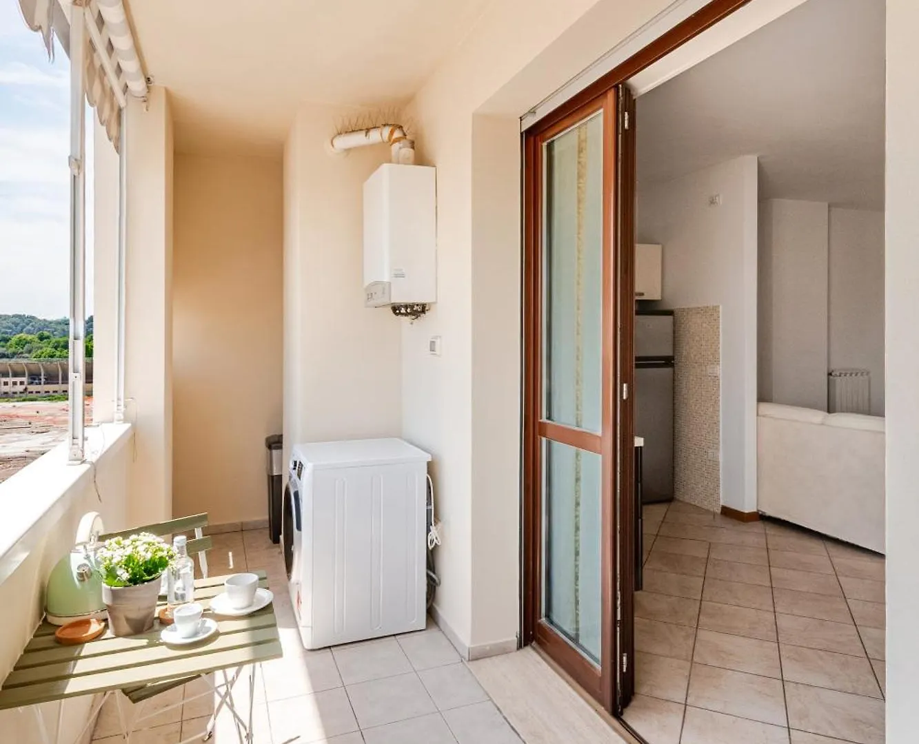 Spacious & Bright & Parking & Comfortable, Apartment In Florence With Private Parking Garage - 2 Bedrooms & 2 Bathrooms - Just Few Minutes Walking From Historic Center Italie